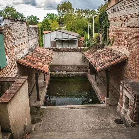 With Private Pool Nyaraló