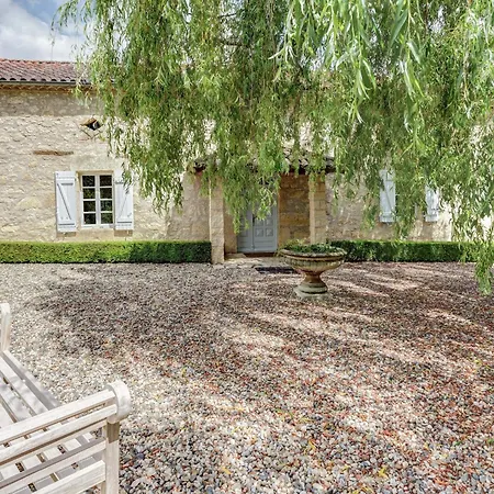 Дом отдыха With Private Pool Дюн